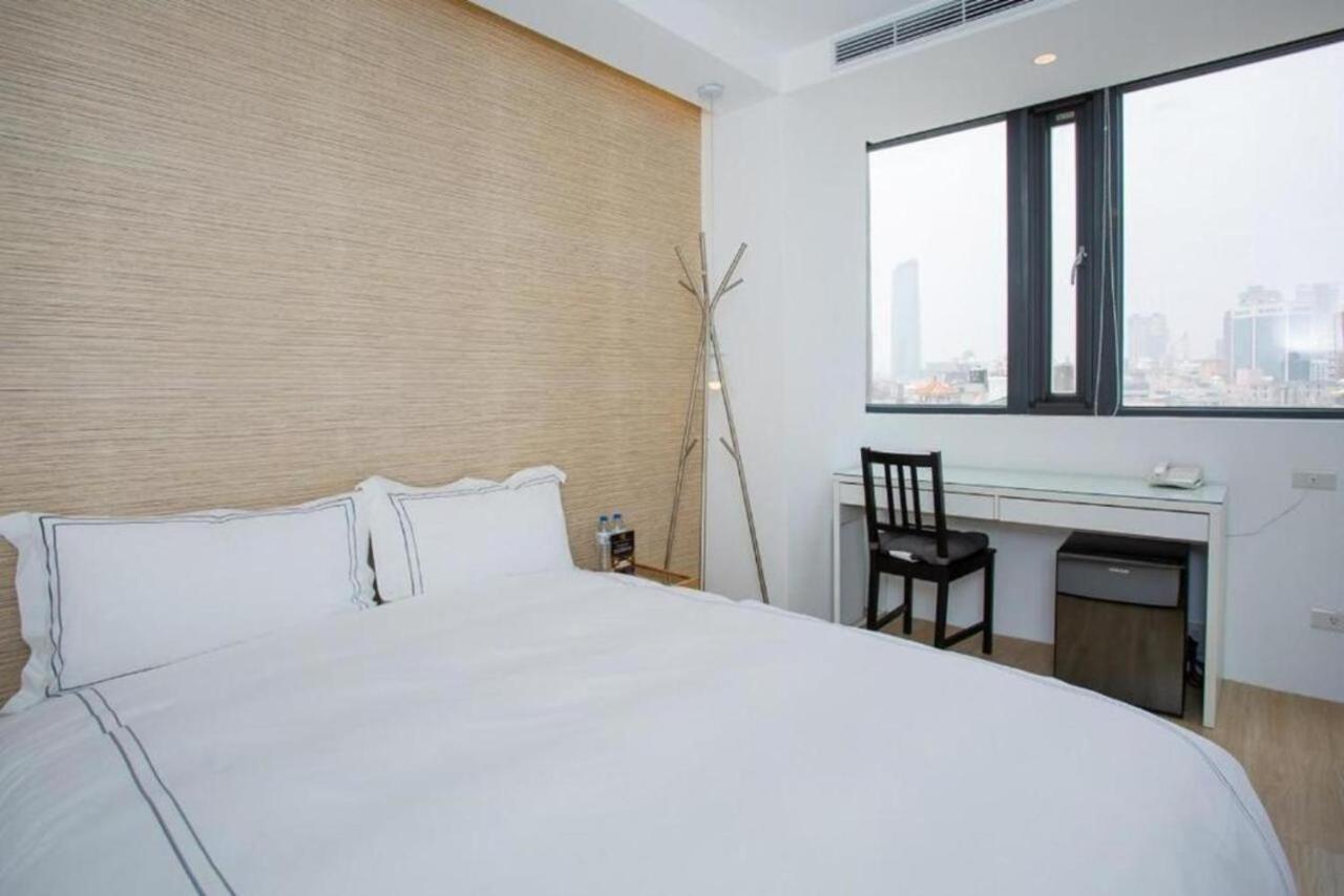 Mini West Hotel Ταϊχούνγκ Εξωτερικό φωτογραφία