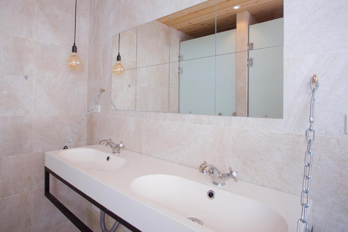 Mini West Hotel Ταϊχούνγκ Εξωτερικό φωτογραφία