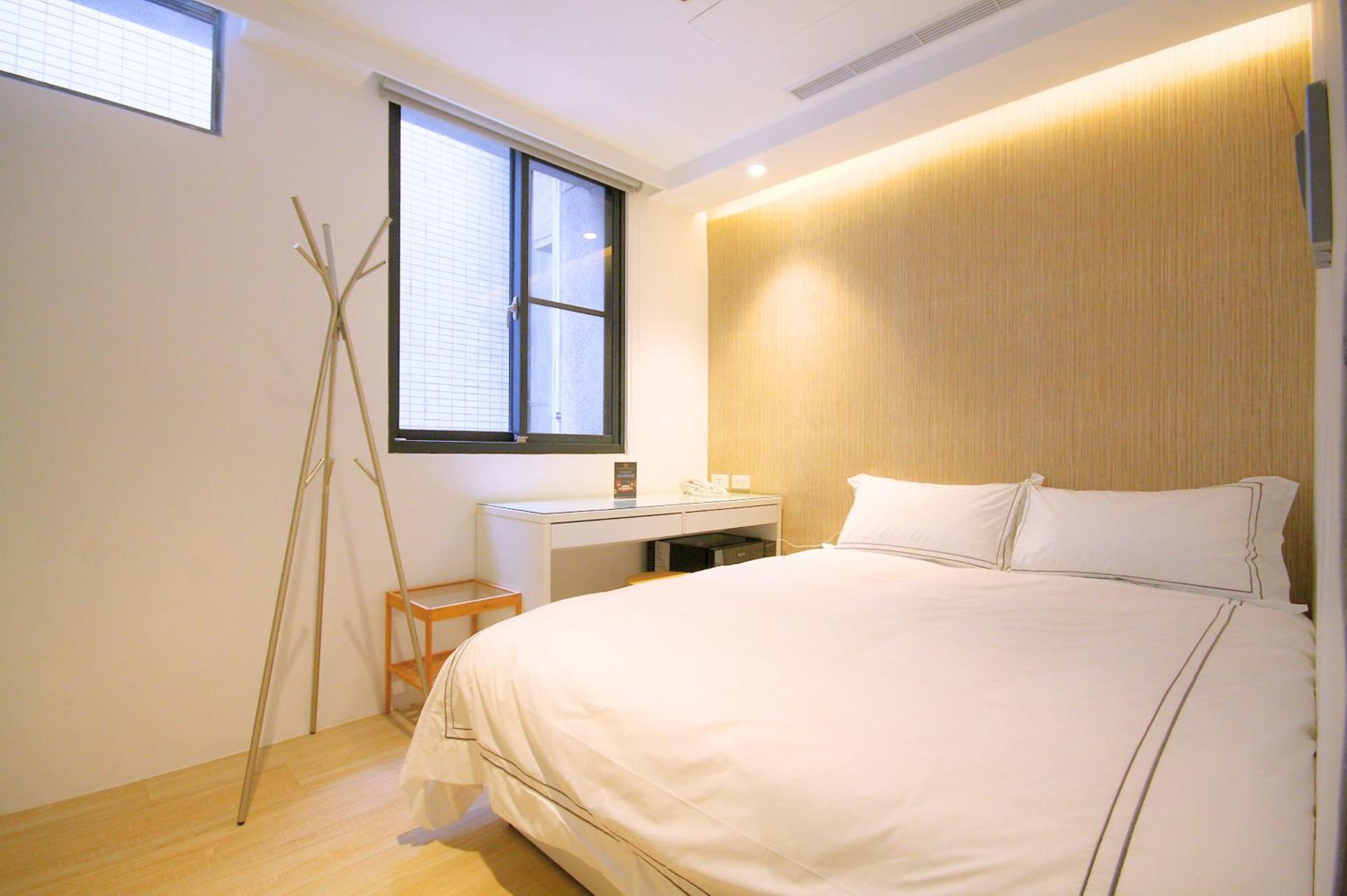 Mini West Hotel Ταϊχούνγκ Εξωτερικό φωτογραφία