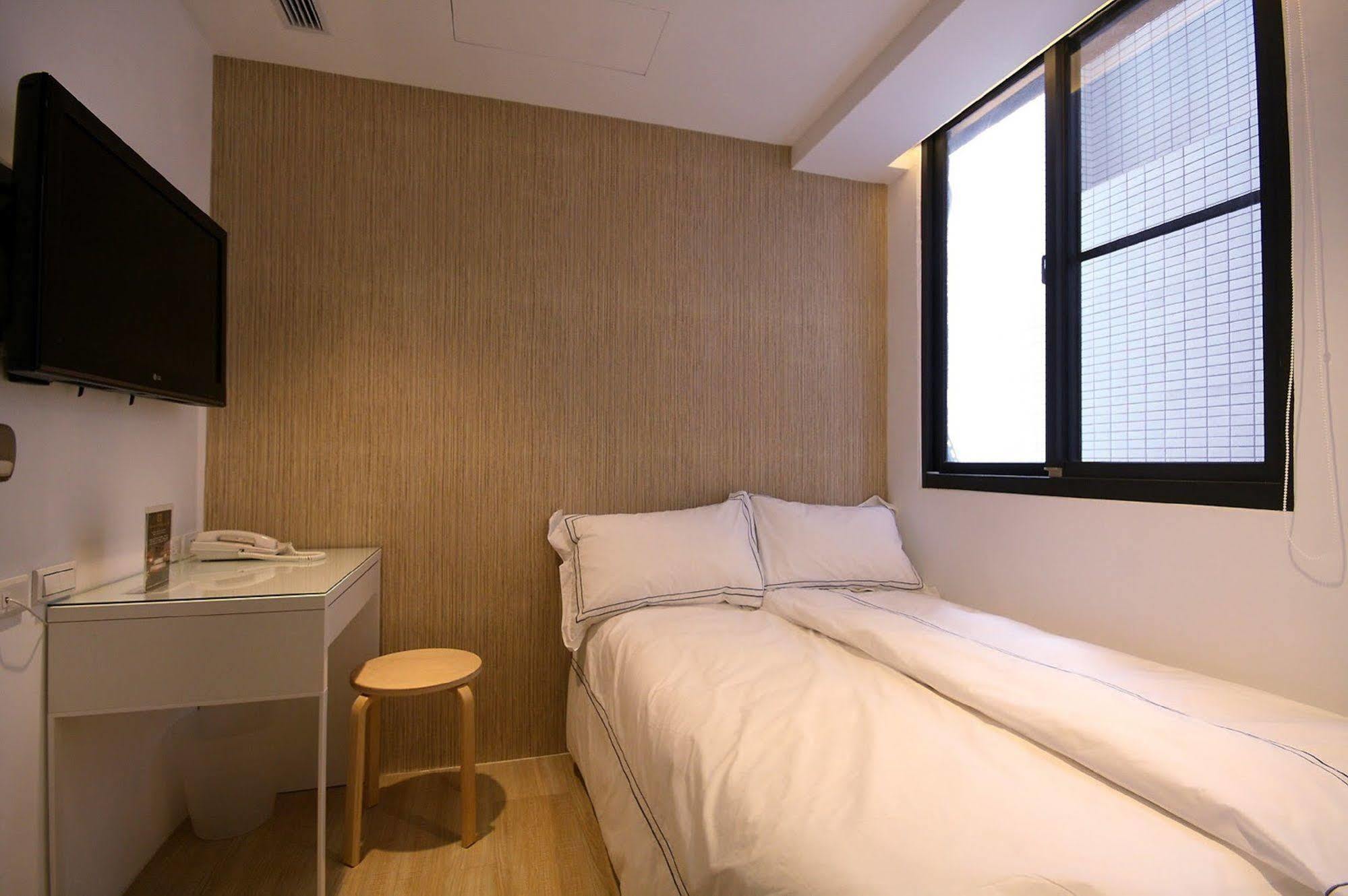 Mini West Hotel Ταϊχούνγκ Εξωτερικό φωτογραφία